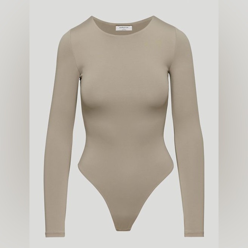 Aritzia - Babaton, CONTOUR CREWNECK LONGSLEEVE BODYSUIT, Turner Taupe